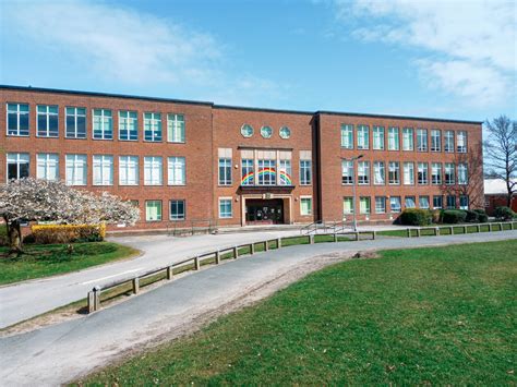 tudor grange academy solihull reviews